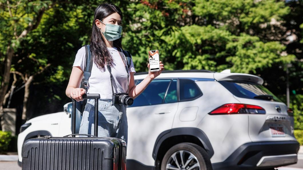 Uber 攜手合作租賃車行於桃機推出菁英優步接機乘車選項。(圖/Uber提供)