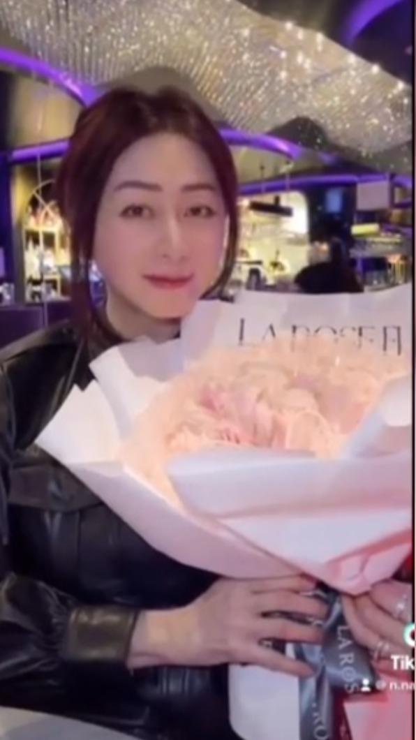 趙英華喜迎55歲生日。(圖/翻攝自趙英華IG)