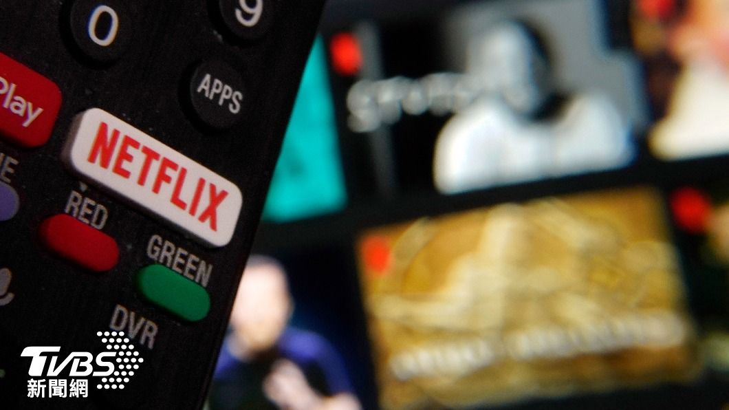 似乎擔心用戶數被新的競爭平台瓜分，Netflix在全球上百地區推降價優惠。（圖／達志影像美聯社）