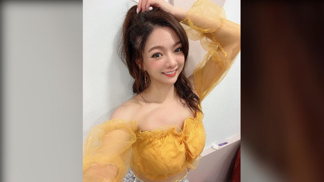 T1/Lamigo前啦啦隊成員 妍言擔任台鋼獵鷹主持