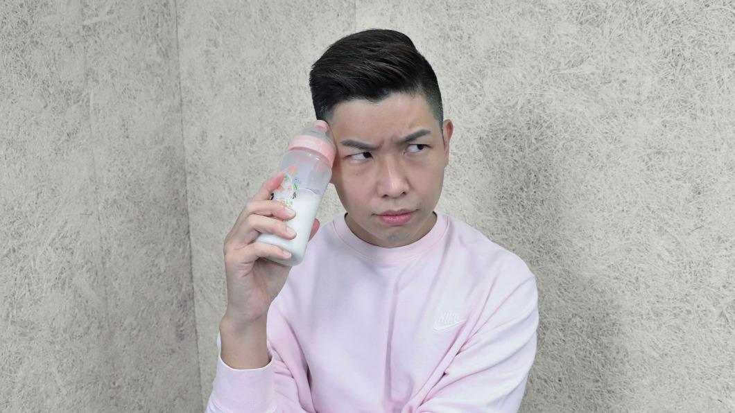 主播賴正鎧分享育兒經驗。（圖／中天提供）