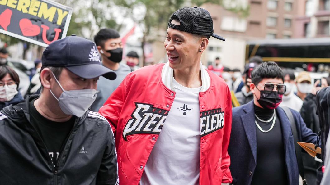 林來瘋再現!狂攻32分創來台新高 關鍵3分彈全場嗨翻