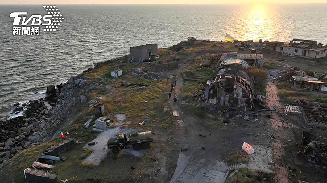 烏軍歷經4個月奮戰,成功奪回黑海軍事要塞蛇島。(圖/達志影像美聯社)