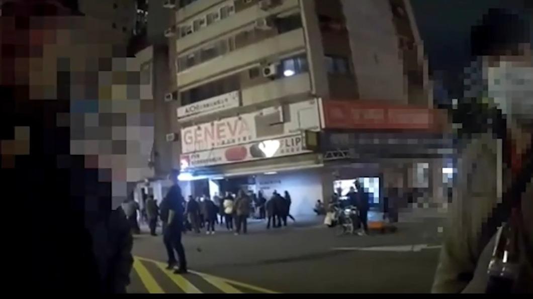 警方接獲舉報後到場勸導改善,劇組也願意配合。(圖/TVBS)