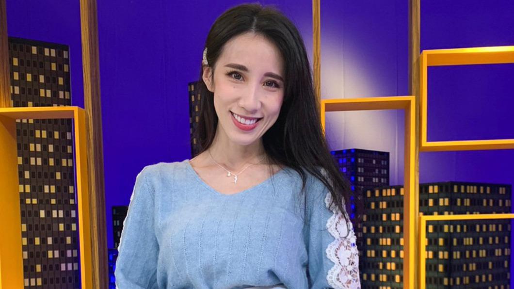 黃喬歆傻當半年小三淚崩! 渣男手勾女用內褲嗆:還不懂嗎