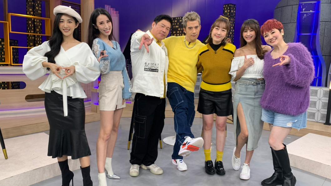 王晴(左起)、黃喬歆、曾國城、JR、巴鈺、錢柏渝、劉曉憶日前進棚錄影。(圖/衛視中文台提供)