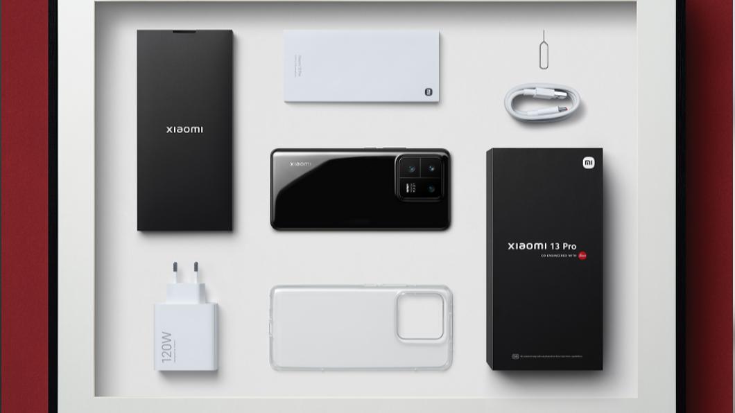 Xiaomi 13 Pro開箱圖。(圖/小米提供)