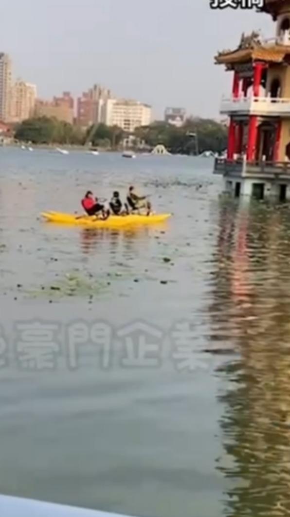 遊客解釋,不會用到蓮花。(圖/翻攝自黑色豪門企業)