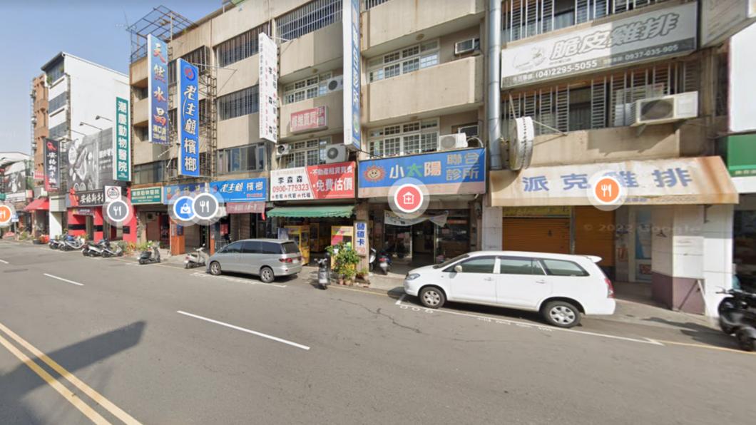 該路段上的路邊停車格。(圖/翻攝自Google 街景)