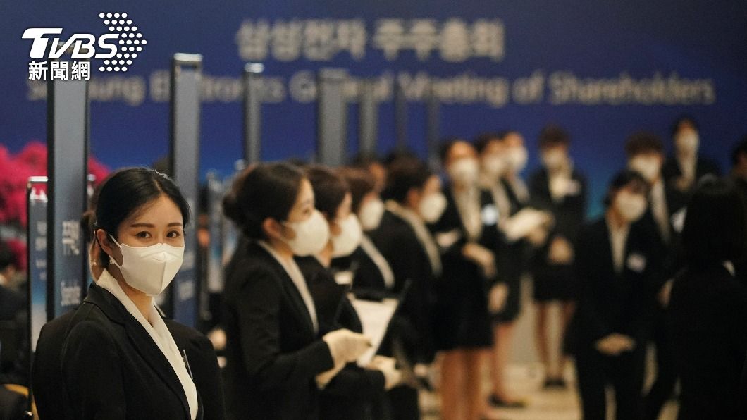韓國薪資差很大!女性月薪比男性少4成、這年齡層最會賺