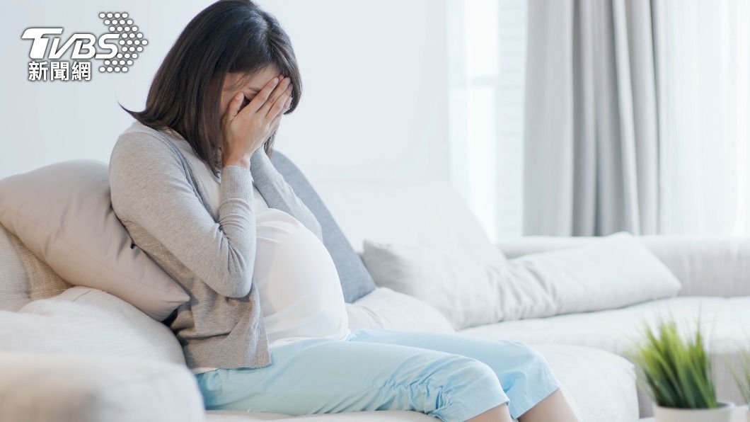 孕婦、中老年人可能變「後天扁平足」。(示意圖,非當事人/shutterstock達志影像)