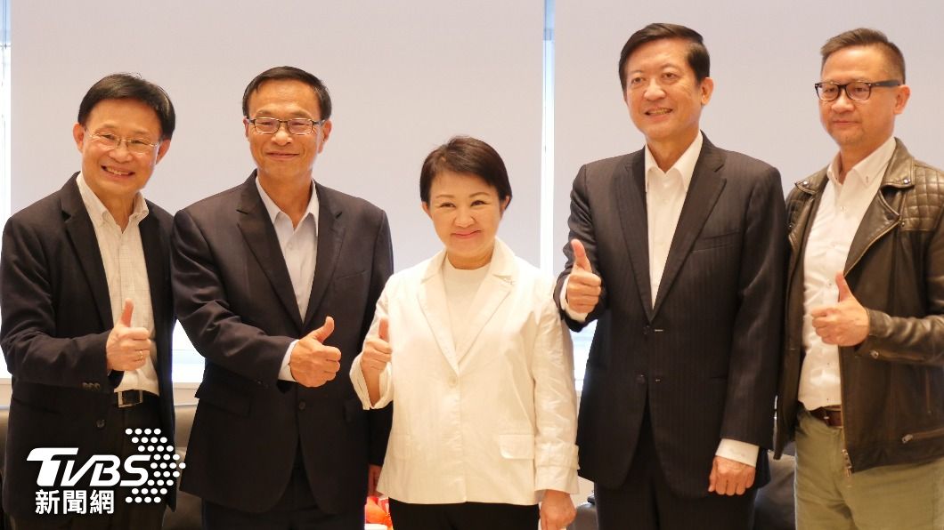 TVBS「攜手愛無限」前進台中!盧秀燕:盼將愛心最大化