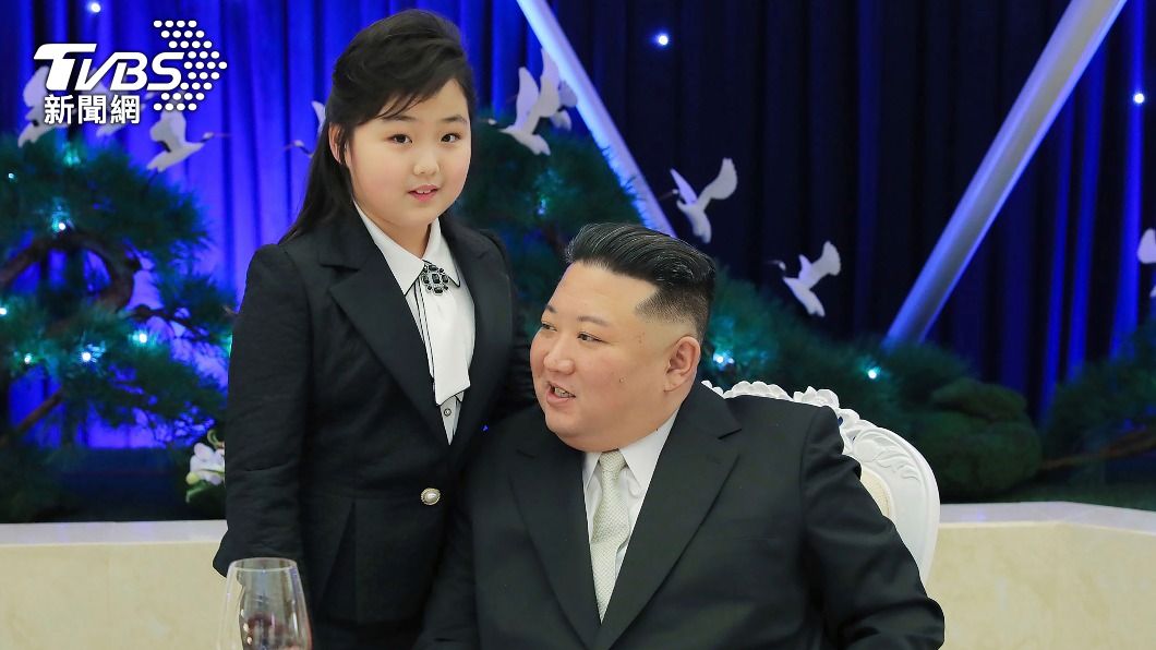 金珠愛（左）是目前金正恩唯一對外露臉的子女。（圖／達志影像美聯社）