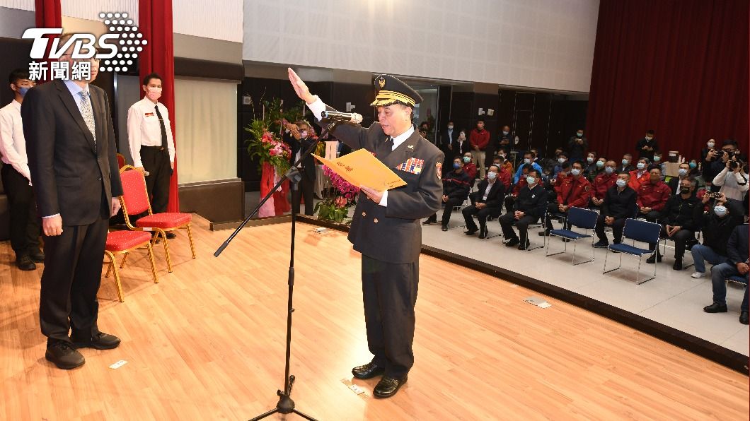 新北市新任消防局長宣誓就職　李清安：持續守護市民安全