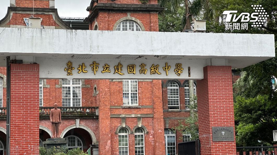 建中畢旅爆學生集體確診!1班14人快篩陽 校方證實了