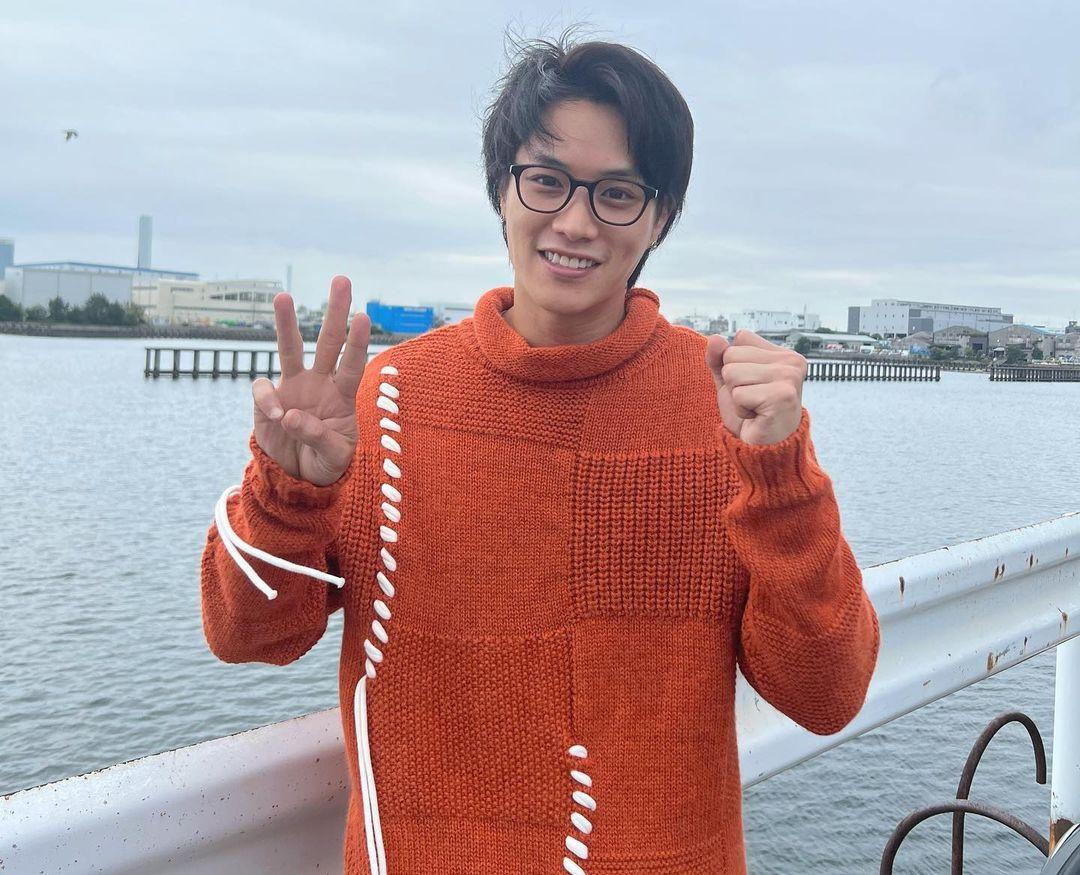 鈴木伸之透過律師坦承強迫炮友墮胎一事,恐自毀星路。(圖/翻攝自鈴木伸之IG)