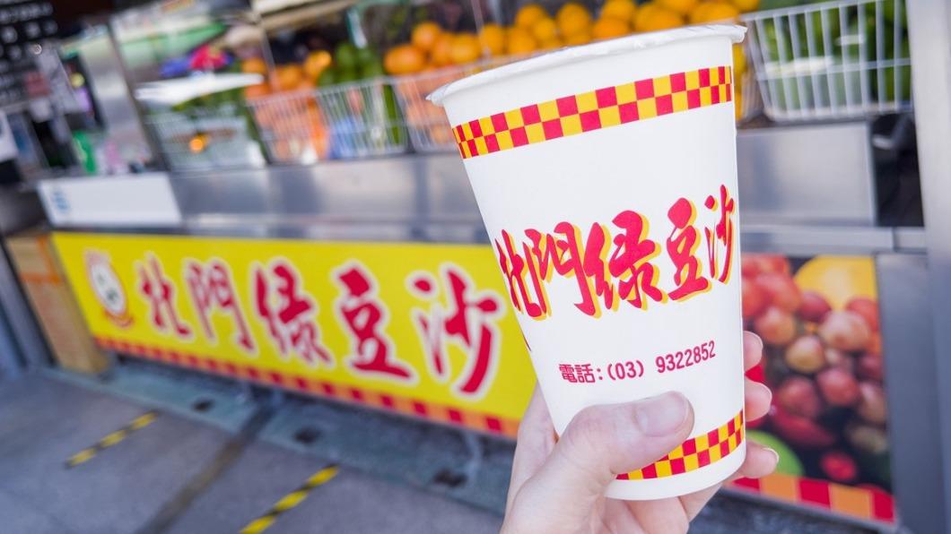 口感綿密滑順,香甜綠豆搭配牛奶超好喝。(圖/小佳的幻想世界提供)