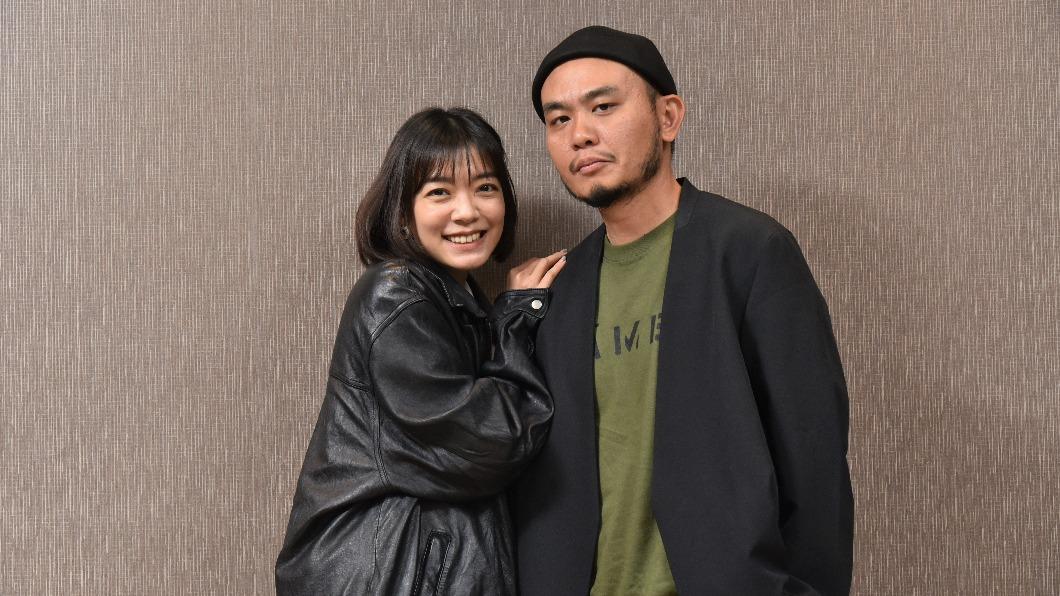 滅火器主唱楊大正（右）與林雨宣演出夫妻。（圖／綠光劇團提供）