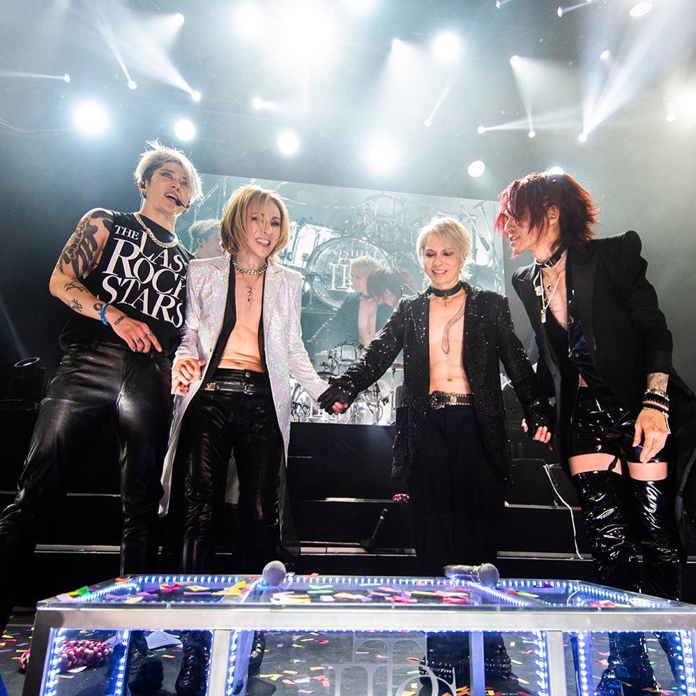 YOSHIKI(左二)與HYDE、SUGIZO跟MIYAVI組成「THE LAST ROCKSTARS」。(翻攝自團體官方IG)