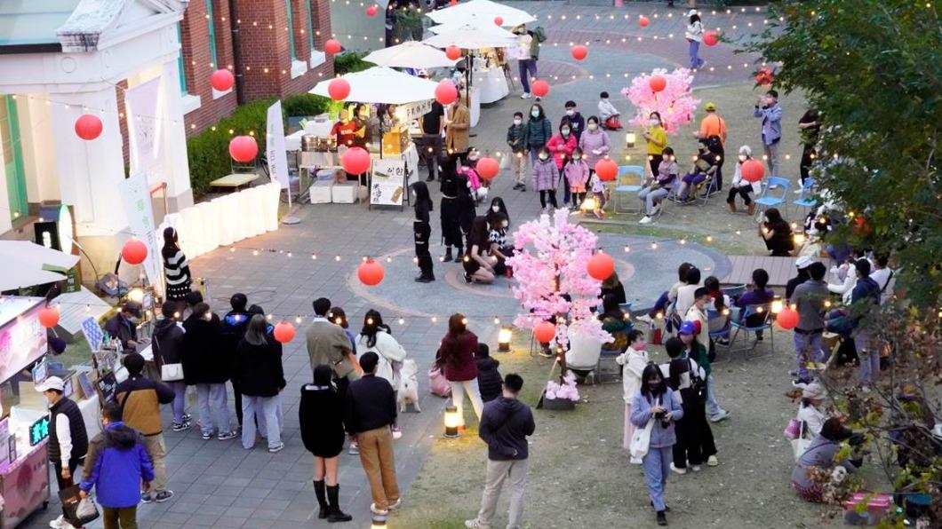 台南文創園區將舉辦一日蔬食市集「動物派對 草食百老匯9.0」。(圖/草食百老匯提供)