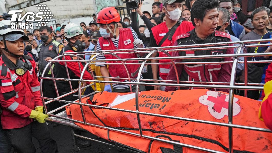 印尼國營石油公司油庫爆炸 至少17死50傷