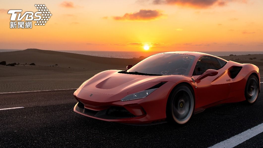 Ferrari過去預告,將於2026年推出首款純電超跑。(示意圖/shutterstock達志影像)