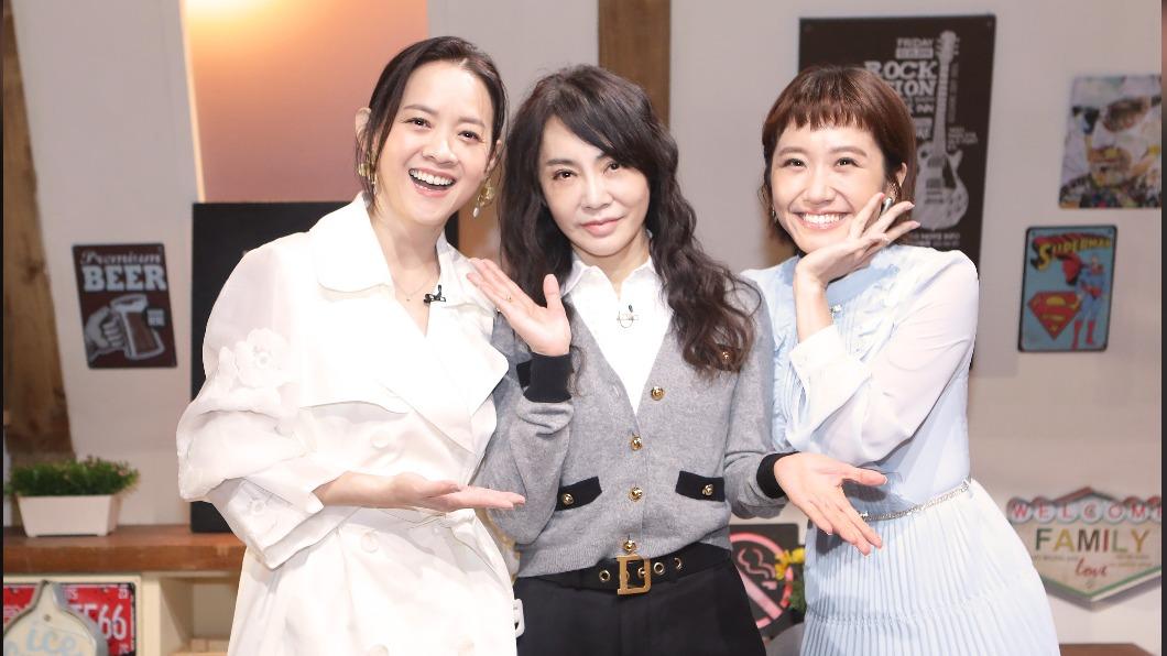 曾寶儀(左起)、柴智屏和Lulu分享拍戲心情。(圖/公視提供)