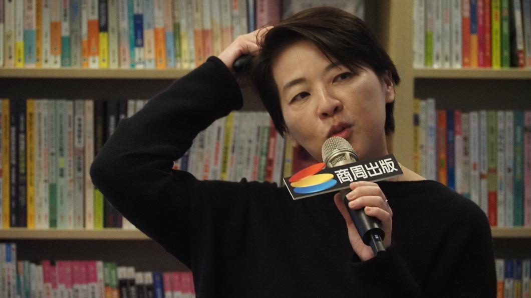 前台北市副市長黃珊珊舉辦簽書會。(圖/黃珊珊辦公室提供)
