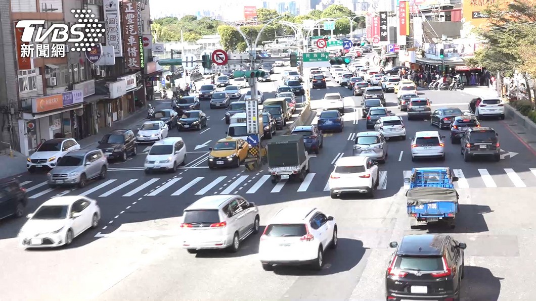 台北時常發生塞車的情況。(圖/TVBS資料畫面)