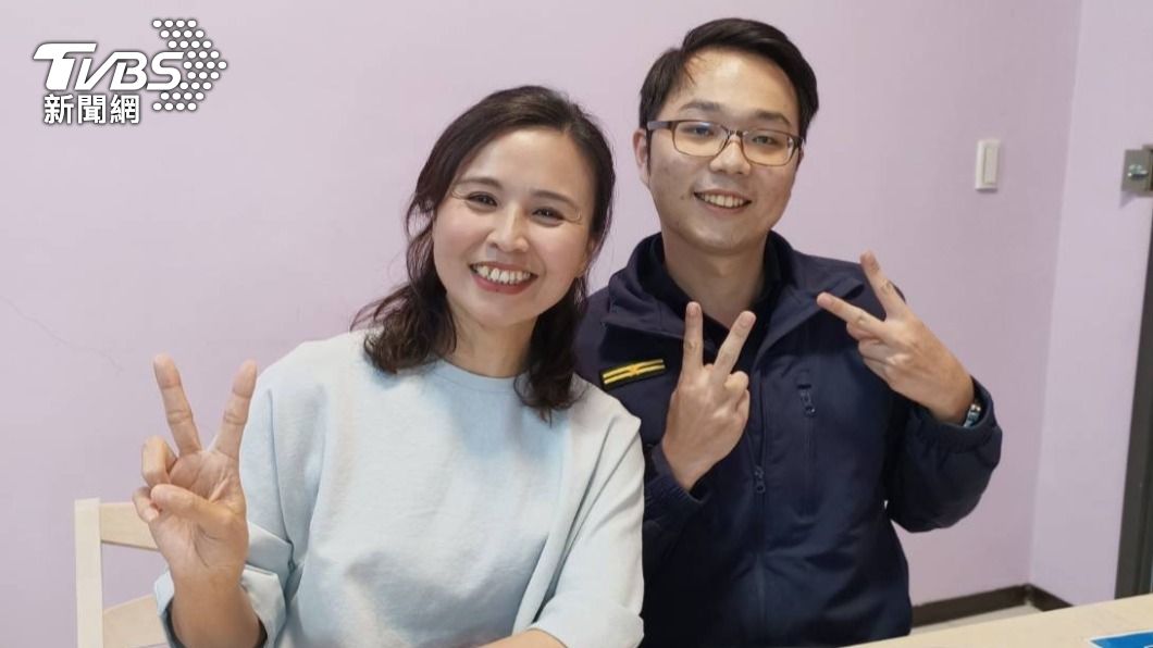 金融圈打滾26年超懂!女議員合體波麗士直播甜喊:別上當