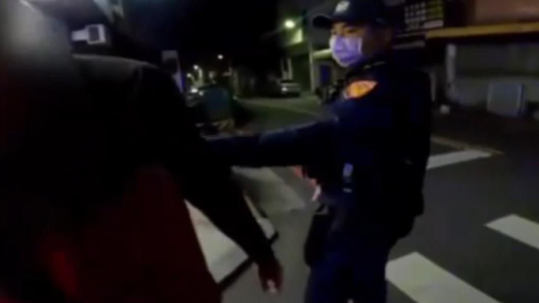 警方獲報趕抵現場。(圖/民眾提供)