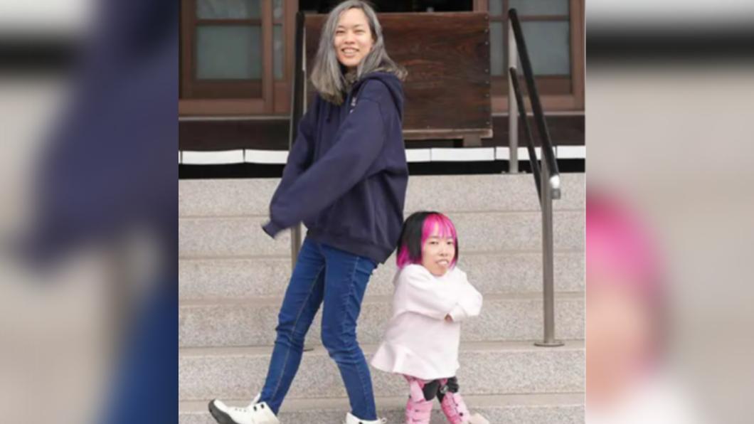 身高差最多雙胞胎姊妹。(圖/翻攝自金氏世界紀錄網站)