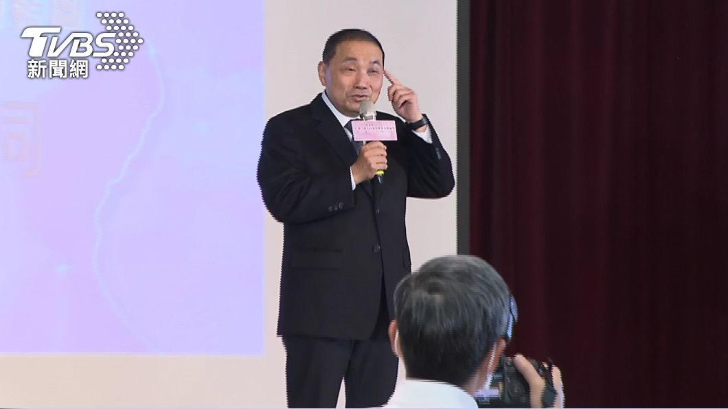 侯友宜致詞談傷勢(圖/TVBS)