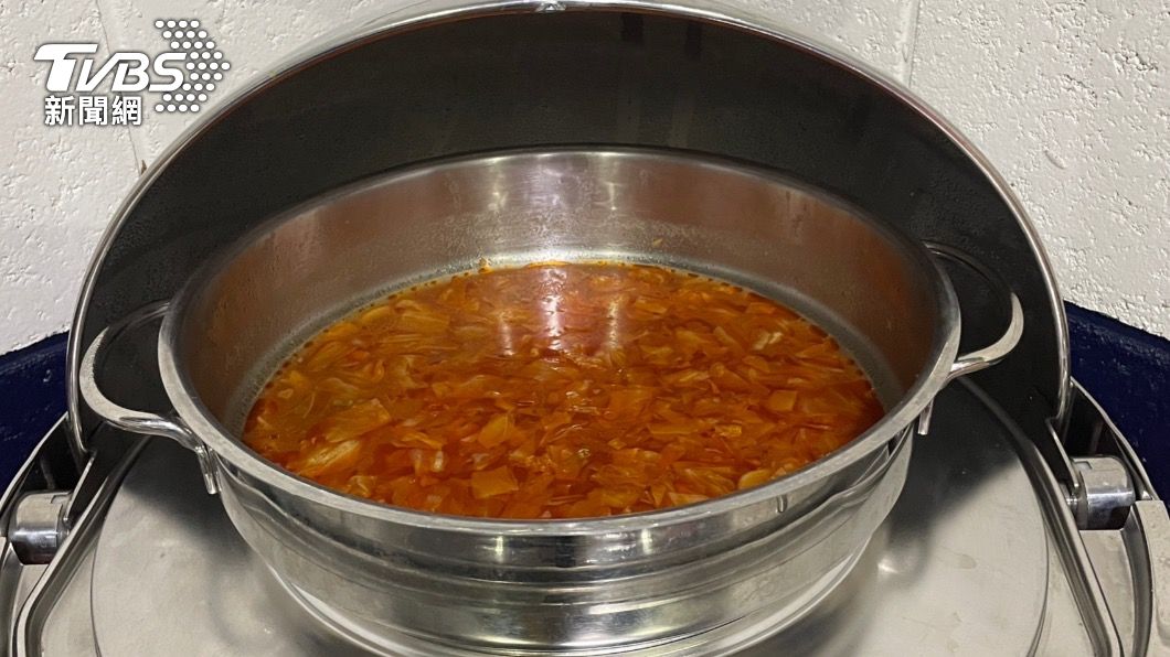 義大利隊指定要喝蕃茄湯。(圖/饗食天堂提供)