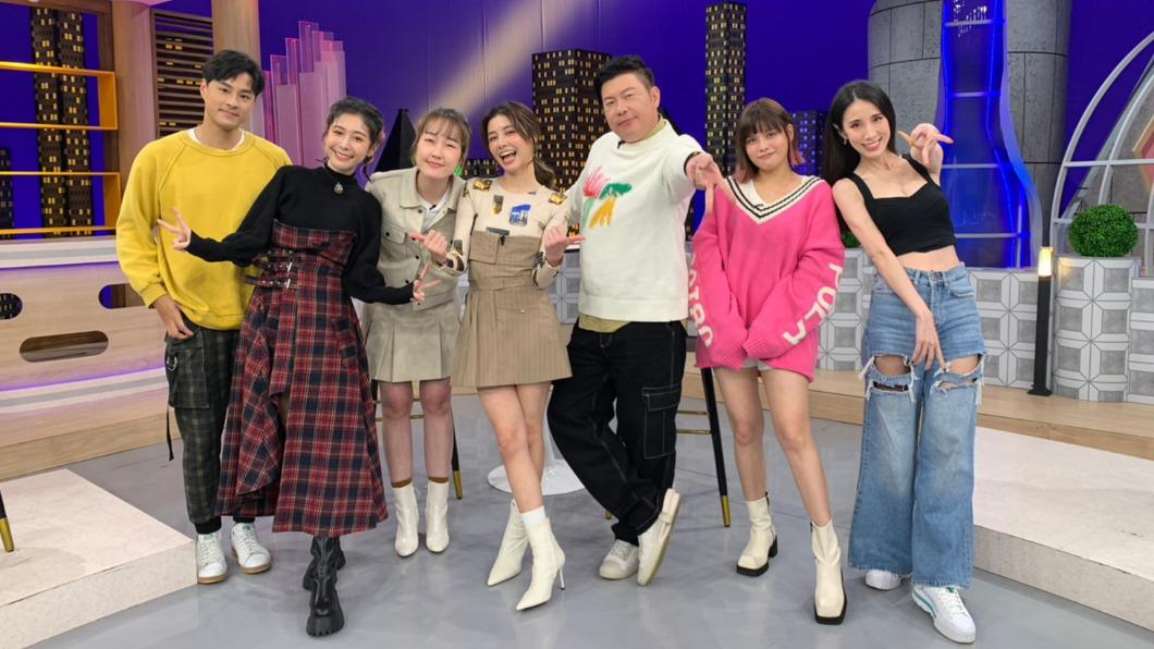 孫其君(左起)、Albee、巴鈺、宇珊、曾國城、夏宇童、黃喬歆日前錄影。(圖/衛視中文台提供)