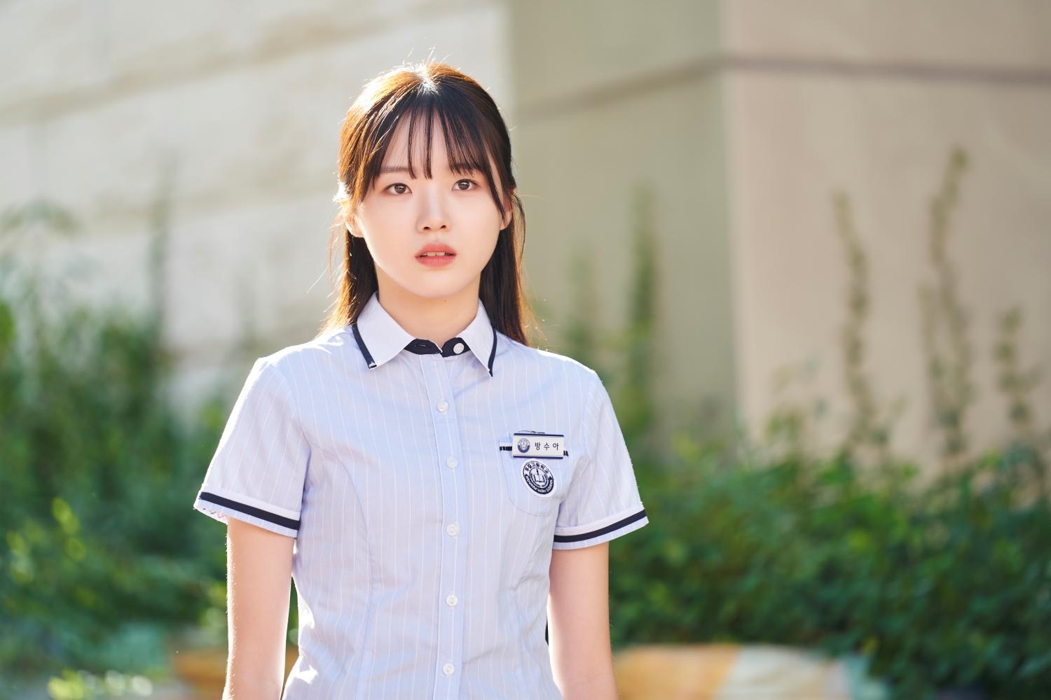 連秀雅都跟建厚都有感情線,讓觀眾看傻眼。(圖/Netflix提供)