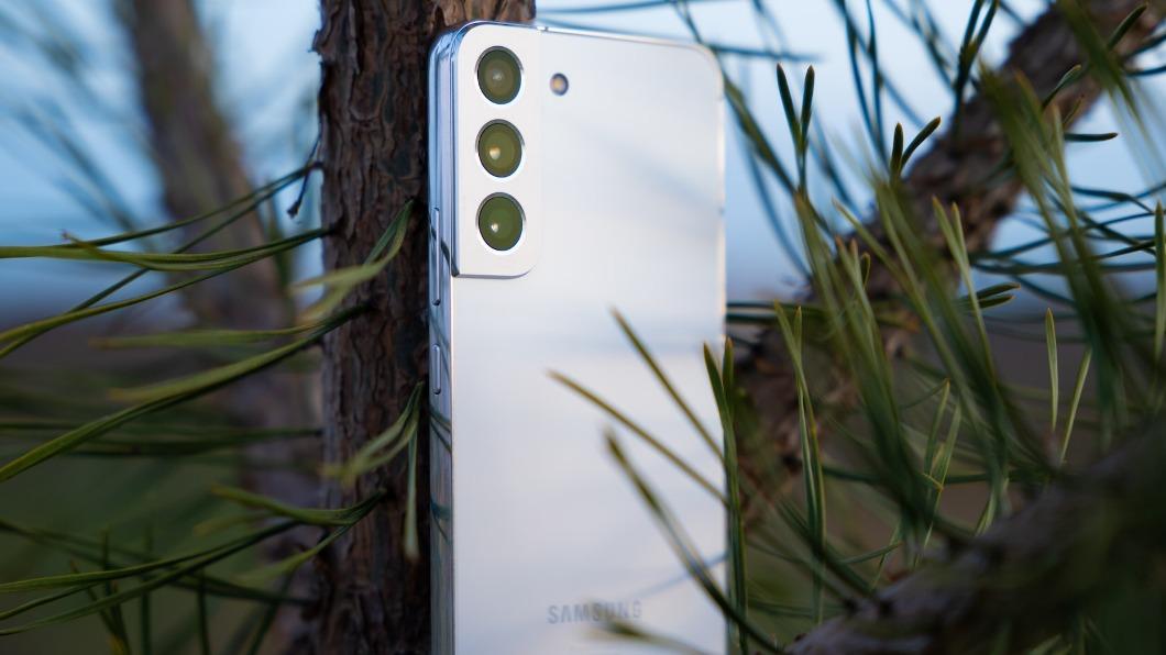 受惠即將發表的S23系列機型刺激,具價格優勢的前代旗艦S22 Ultra並未如預期帶動品牌銷量成長