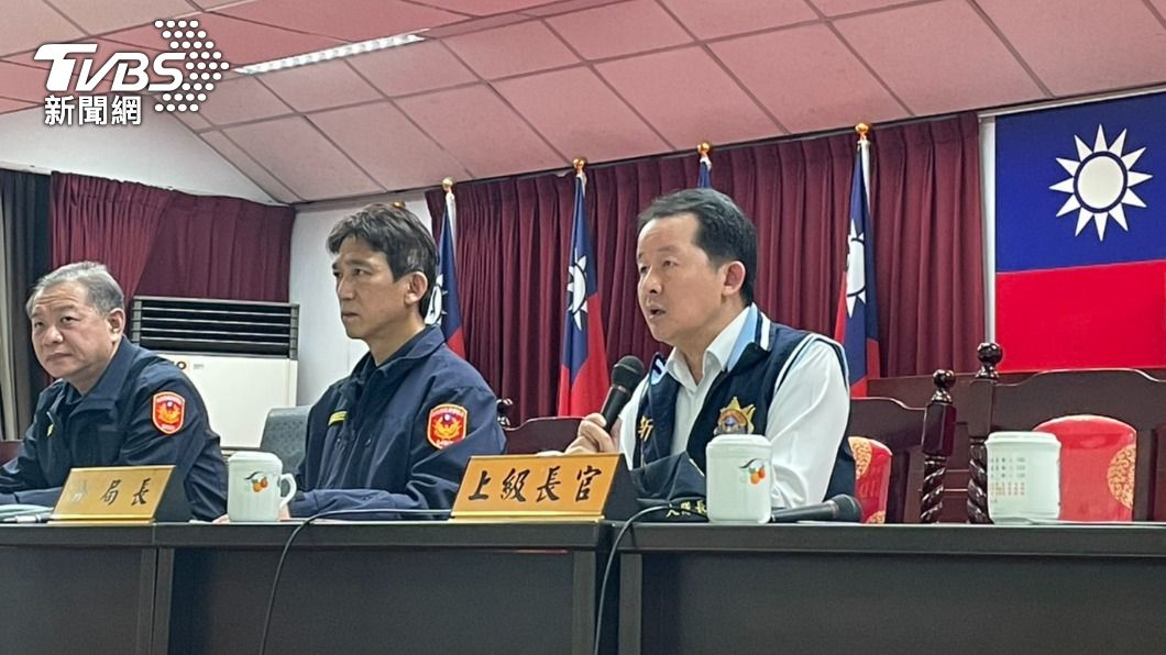 新北市刑大大隊長蕭瑞豪指示工作重點。(圖/TVBS)