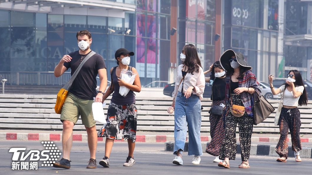 有鑑於當地空汙愈發嚴重，清邁考慮發放N95口罩、幫助居民保護健康。（資料照片／達志影像美聯社）
