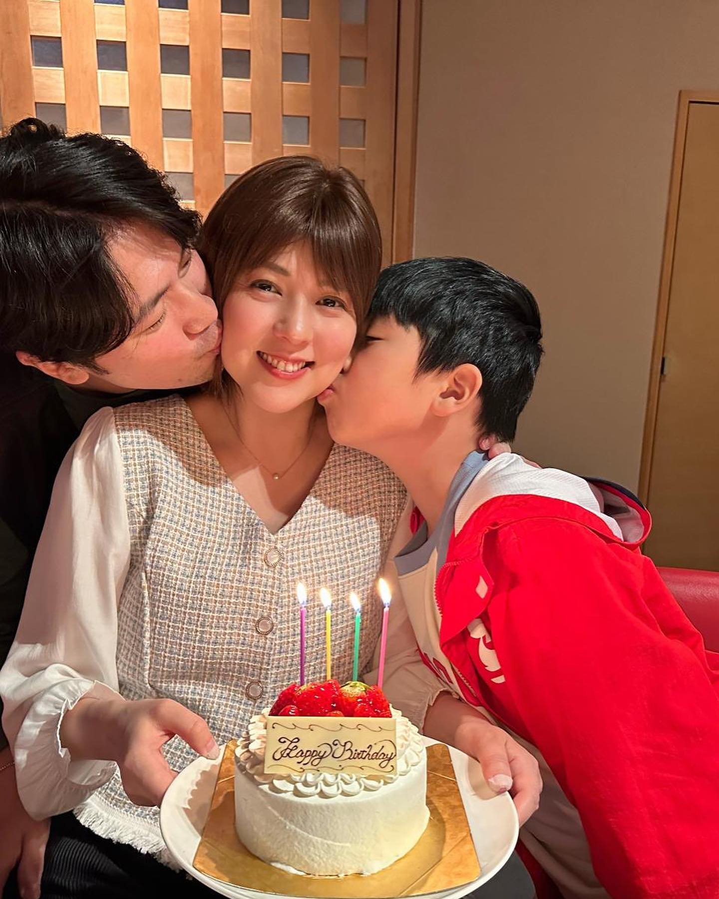朱芯儀與家人飛日本度過37歲生日。(圖/翻攝自朱芯儀臉書)