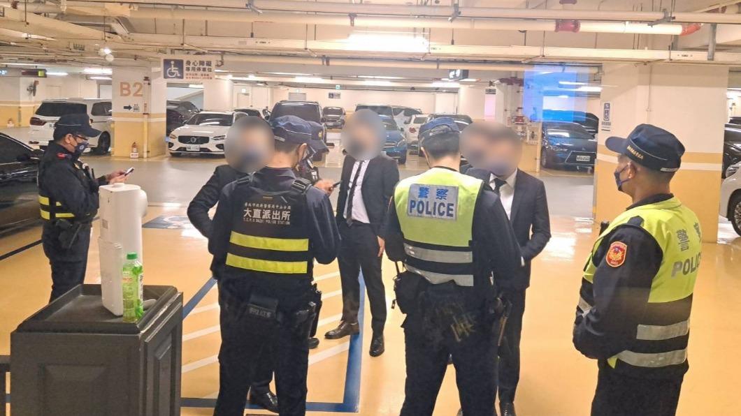 中山警方日前在萬豪酒店盤查進出成員。(圖/TVBS資料畫面)