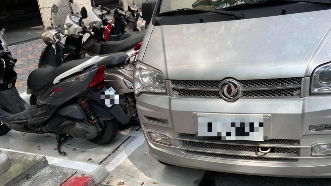 段宜康機車被違停貨車擋!等40分抓狂 網酸爆:感謝陳歐珀