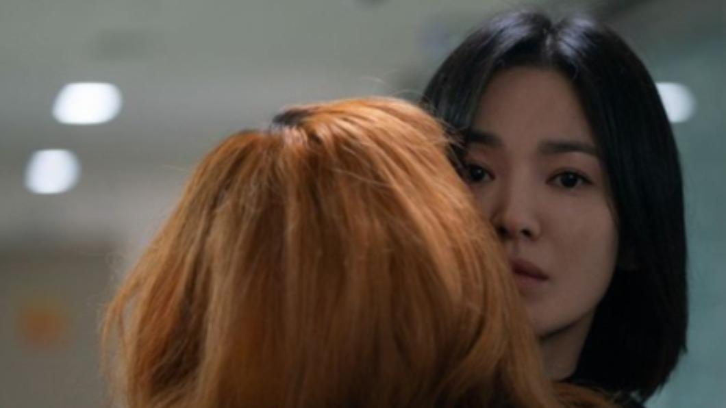 《黑暗榮耀》的台詞,句句扎心。(圖/翻攝自@netflixkr IG)