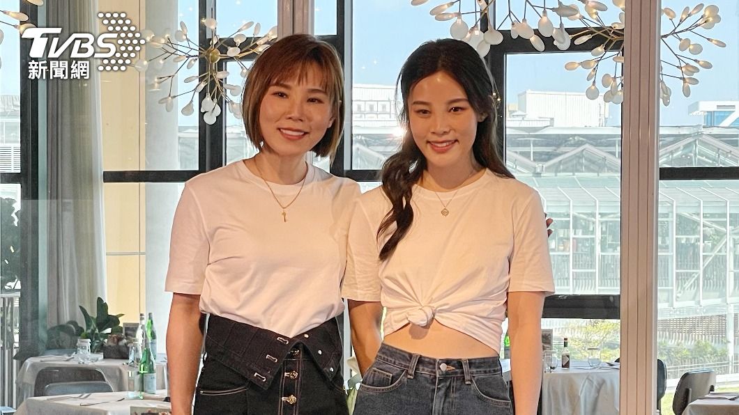 李佳薇情傷瘦了10公斤,妹妹李佳歡更時常陪伴。(圖/陳薈涵攝)