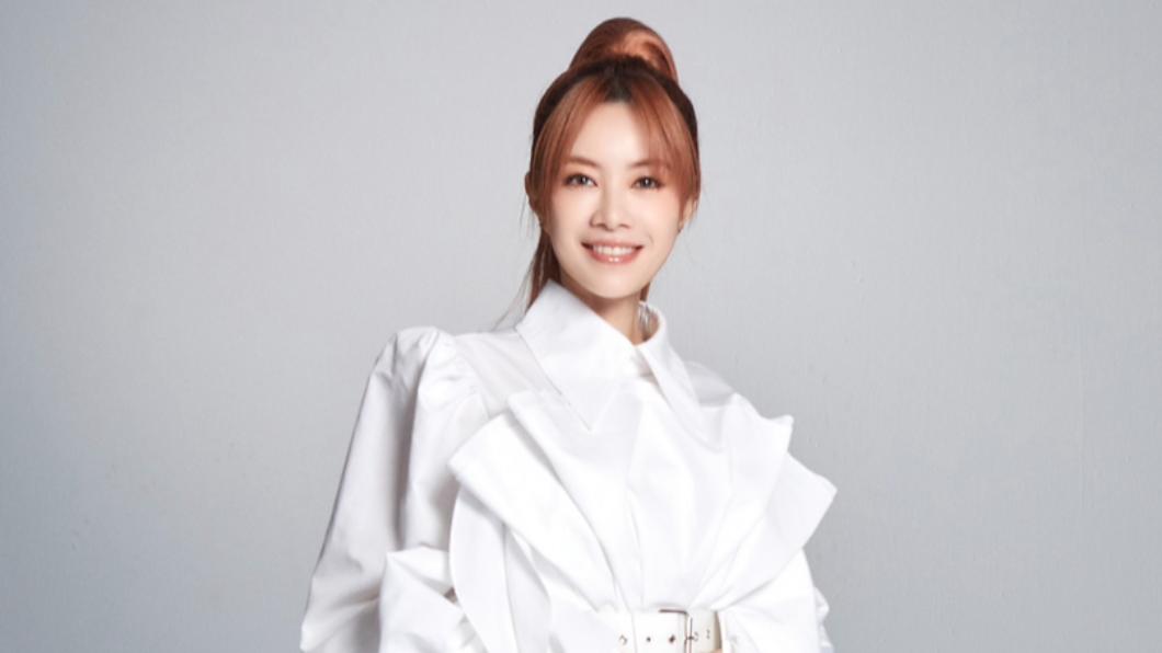 不藏了!徐懷鈺喜訊再加一 笑迎春天「讓人好心情」