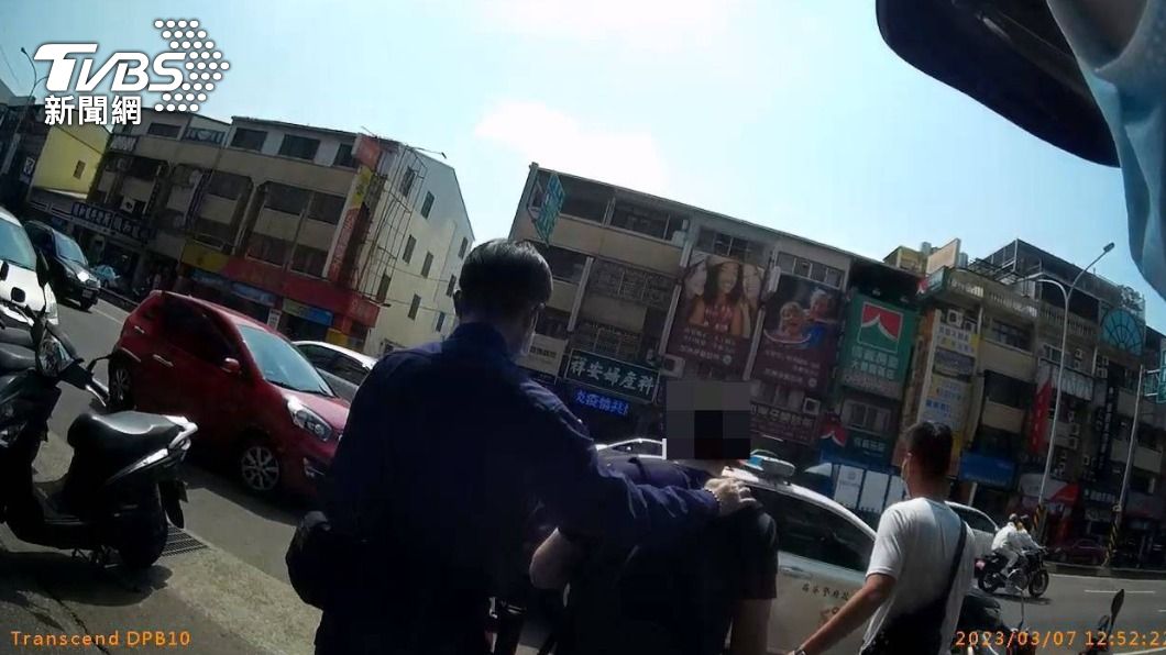 警方將張男依詐欺罪送辦。（圖／台中市霧峰警分局提供）