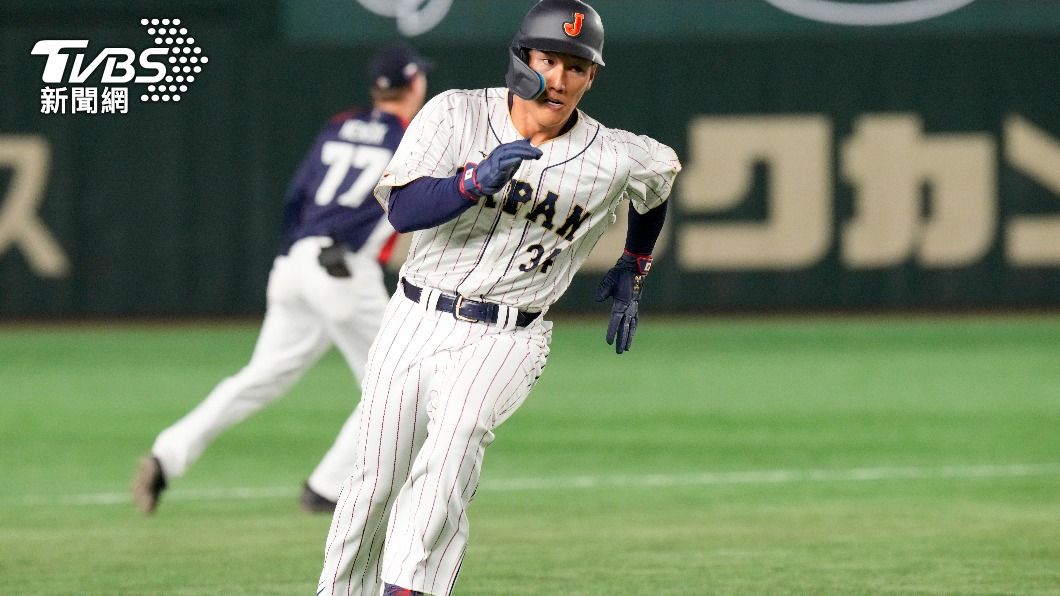 日本在3局下一口氣取得3分。(圖/達志影像美聯社)