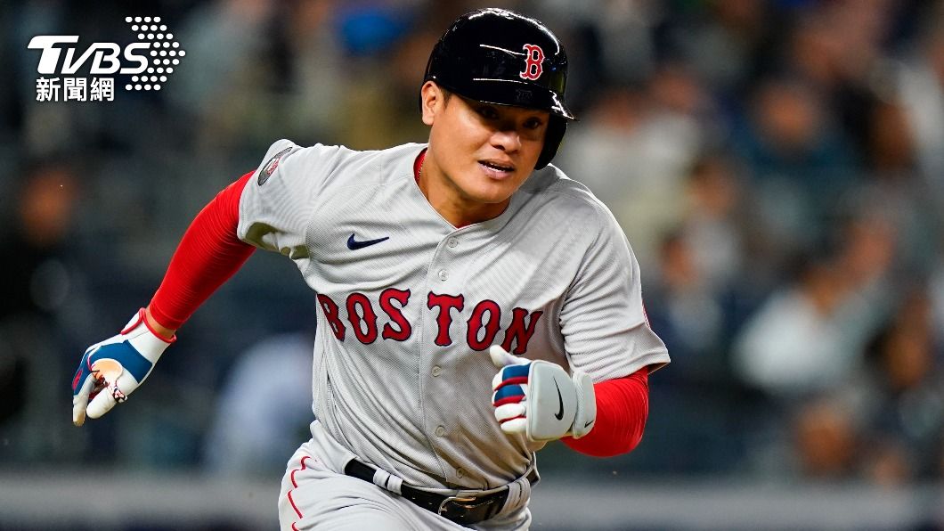 張育成在2月與美國職棒(MLB)波士頓紅襪簽下1年85萬美元(約2500萬新台幣)合約。(圖/達志影像美聯社)