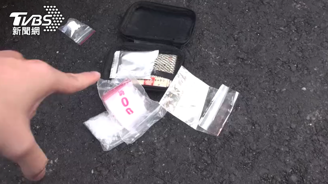 警方起獲毒品。(圖/TVBS)