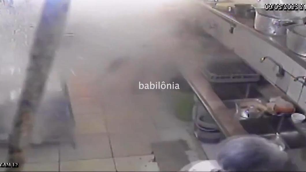 壓力鍋突爆炸！女廚師上班第1天賠命　噴飛撞水槽亡